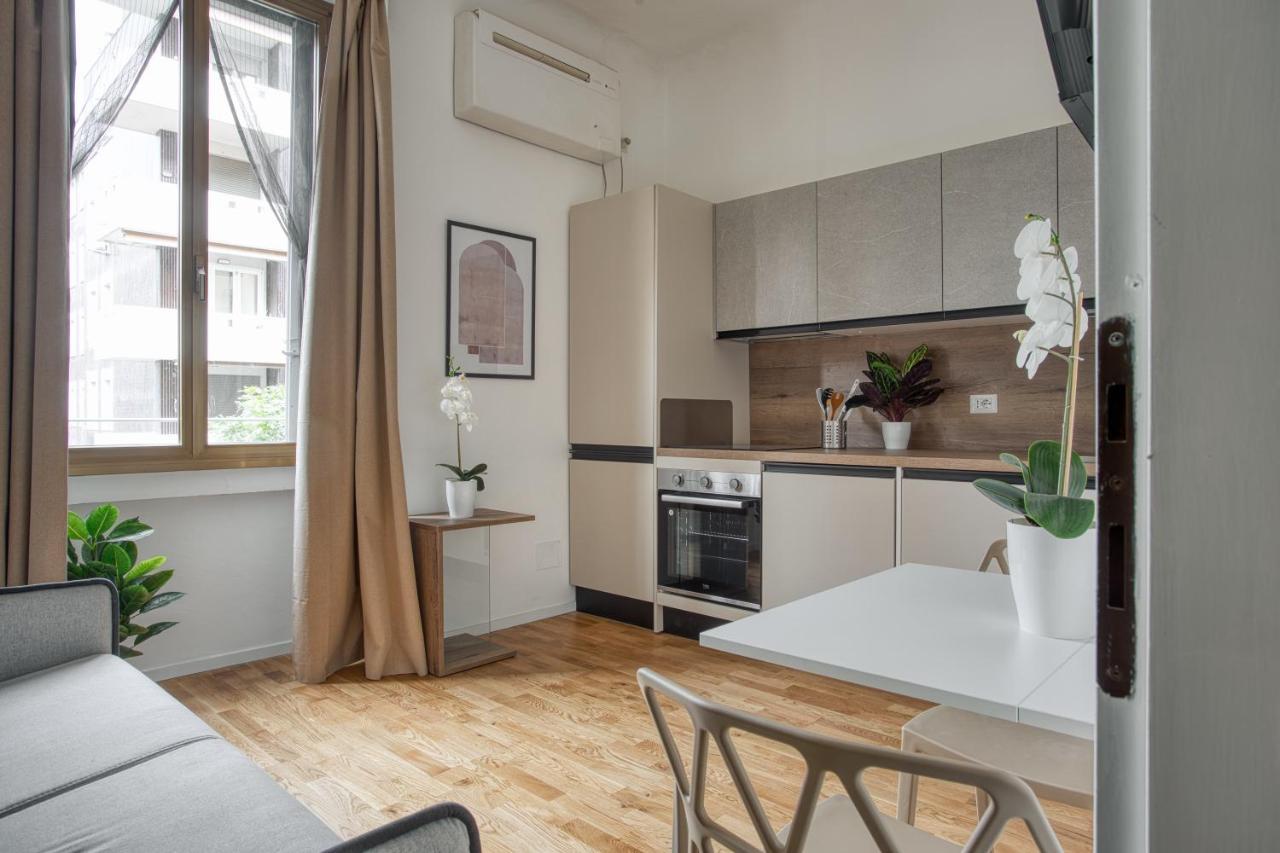 Joivy Chic Studio, Easy Access To Centre Milão Exterior foto